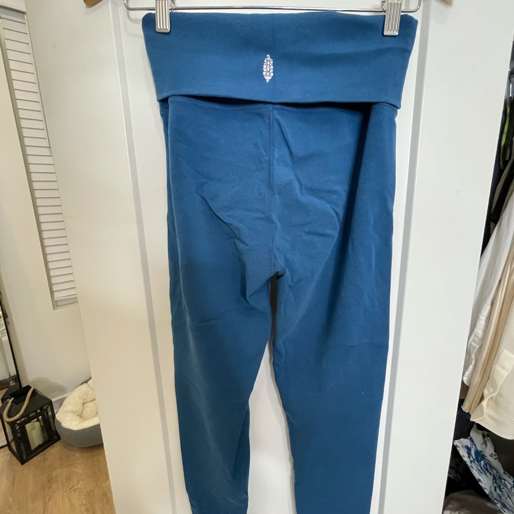 Free people movement leggings